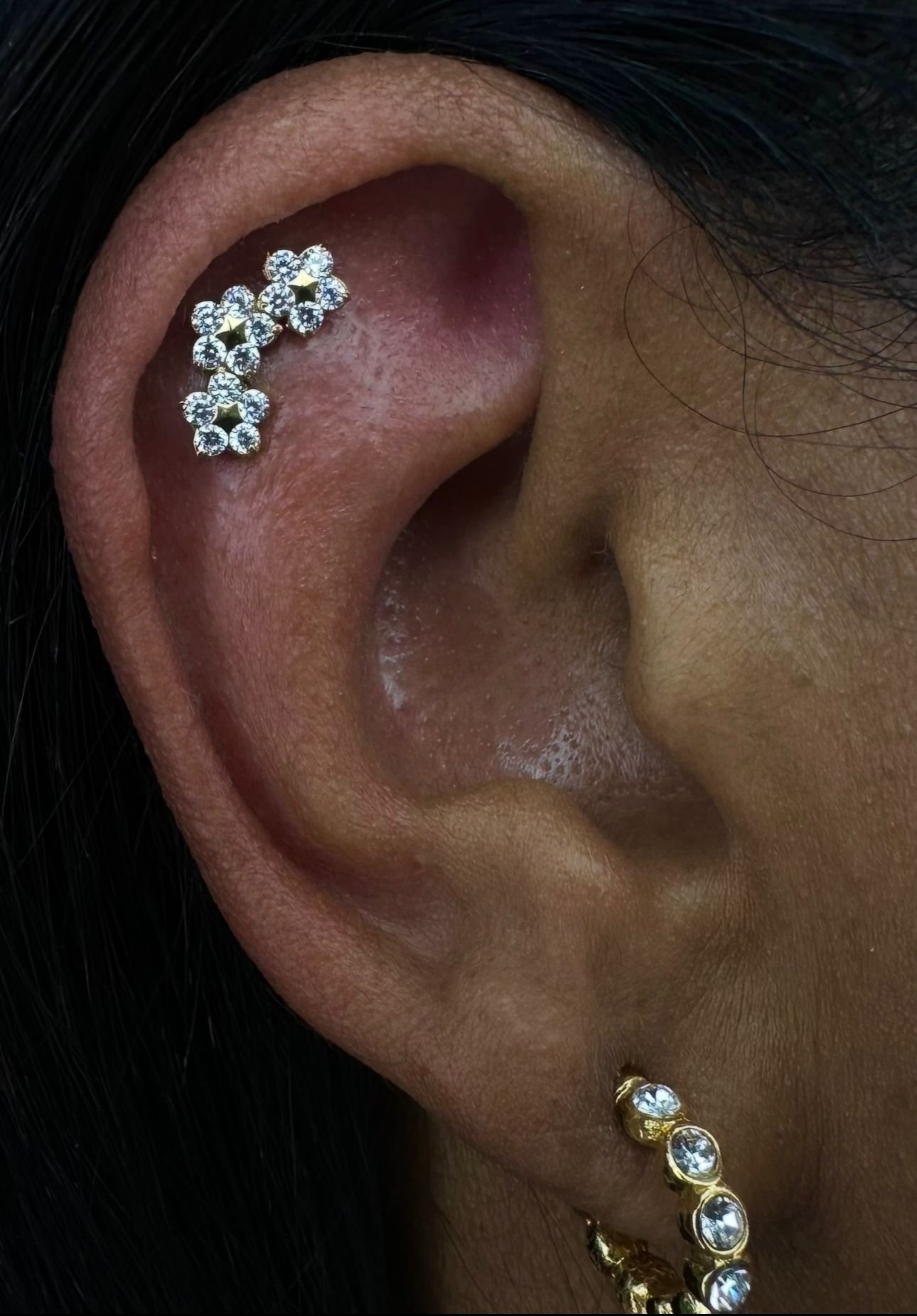 Flat Piercing Design